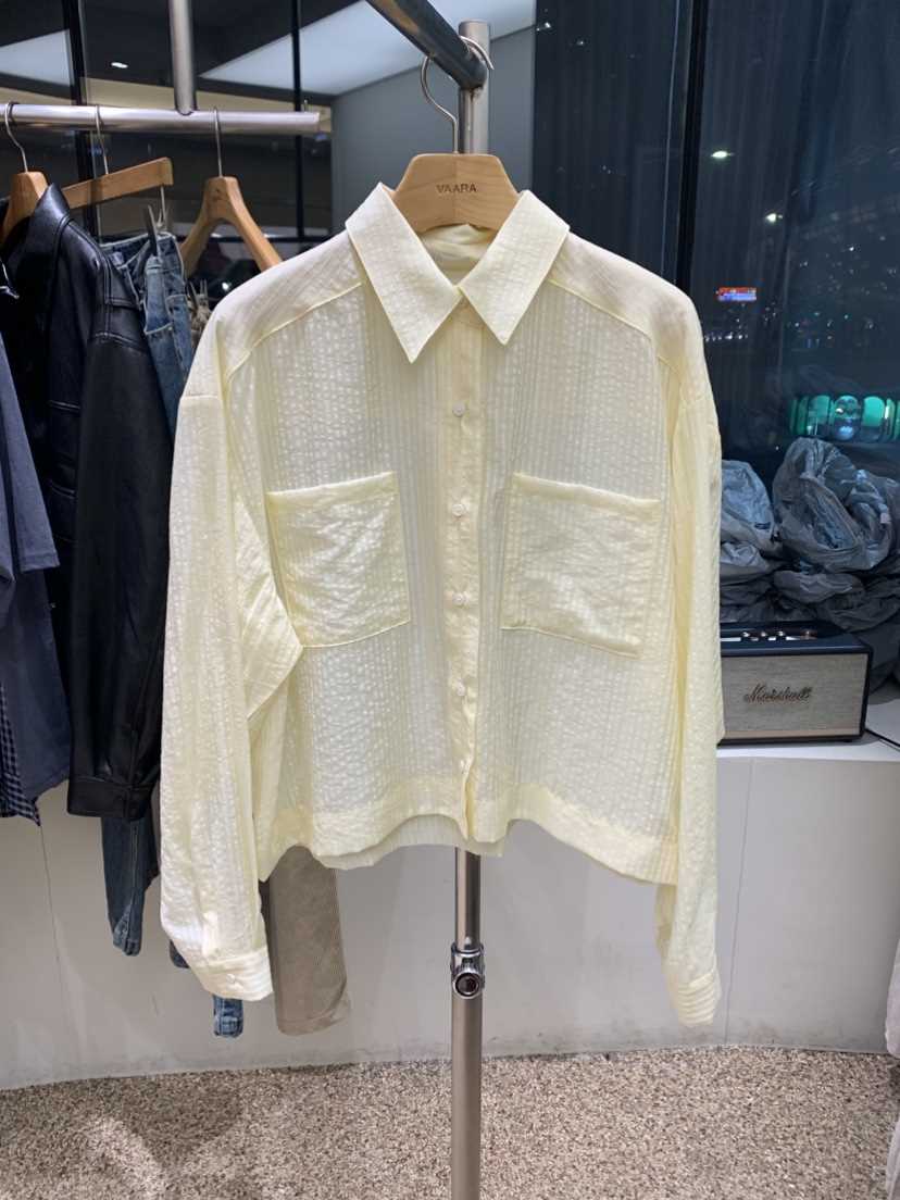 VAARA韓國代購女士新品職業26春季熱賣時尚休閑襯衫蕾絲衫VAARA襯衫/蕾絲衫