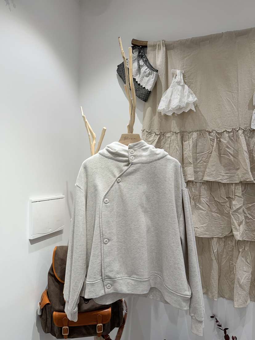 BLOOM東大門直郵女士新品時尚人氣職業熱賣推薦休閑26春季衛衣BLOOM-S衛衣