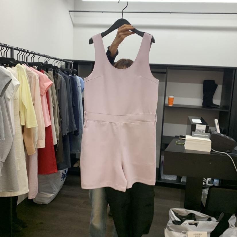 UNANSWERED-MYSTERY/FIFO韓國代購女裝新款推薦休閑連體褲UNANSWERED-MYSTERY/FIFO連體褲