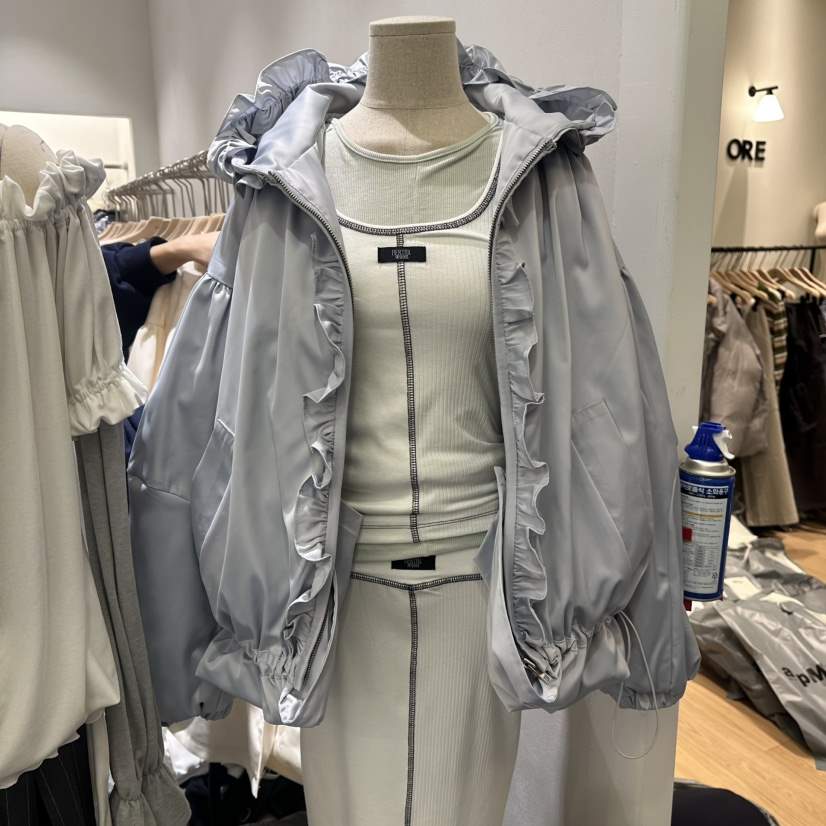 BERTHA東大門代購女士新款真品時尚人氣夾克荷葉邊連帽衫BERTHA夾克