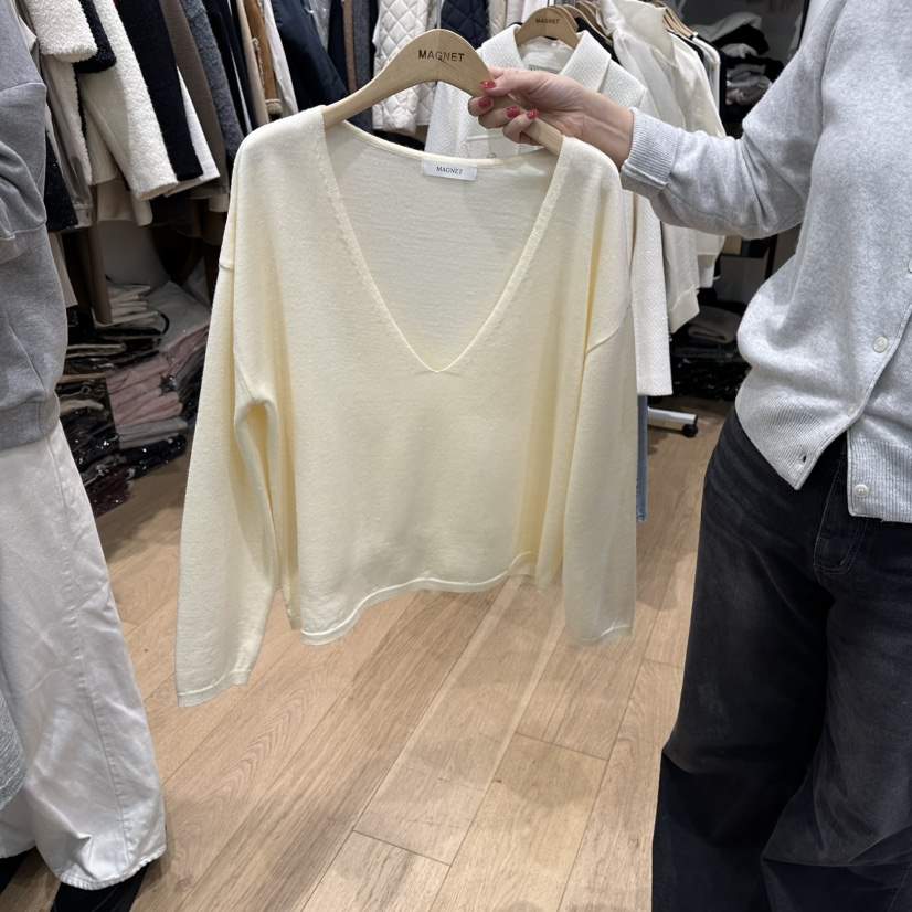 M.G.N韓國代購女士新款26春夏推薦休閑針織衫不含內搭V領MAGNET針織衫