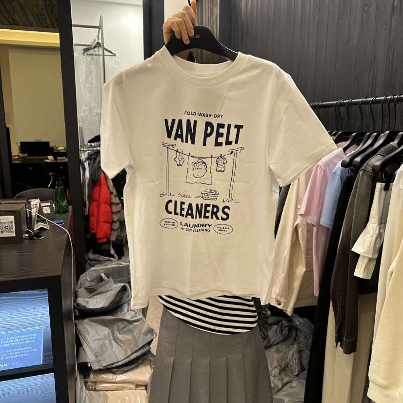 LE ETOILE韓國直郵女裝新品職業時尚休閑熱賣人氣T恤史努比LE ETOILET恤