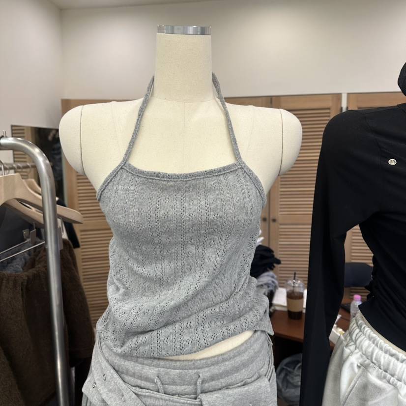 NUT韓國代購女裝新品職業熱賣推薦時尚人氣休閑26春季吊帶背心NUT吊帶/背心