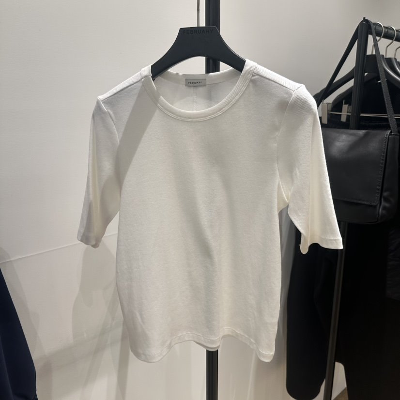 FEBRUARY 11東大門直郵女士新款推薦休閑真品26春夏職業T恤FEBRUARY 11T恤