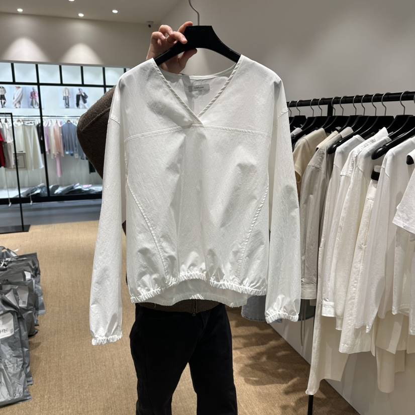 FEBRUARY 11東大門代購女士新款時尚人氣休閑襯衫蕾絲衫V領FEBRUARY 11襯衫/蕾絲衫