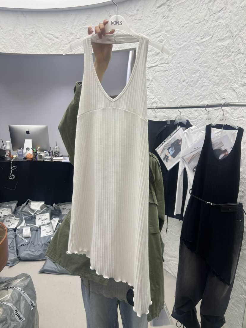 NOVUS韓國直郵女裝新款熱賣真品26春夏休閑連衣裙不含腰帶NOVUS連衣裙