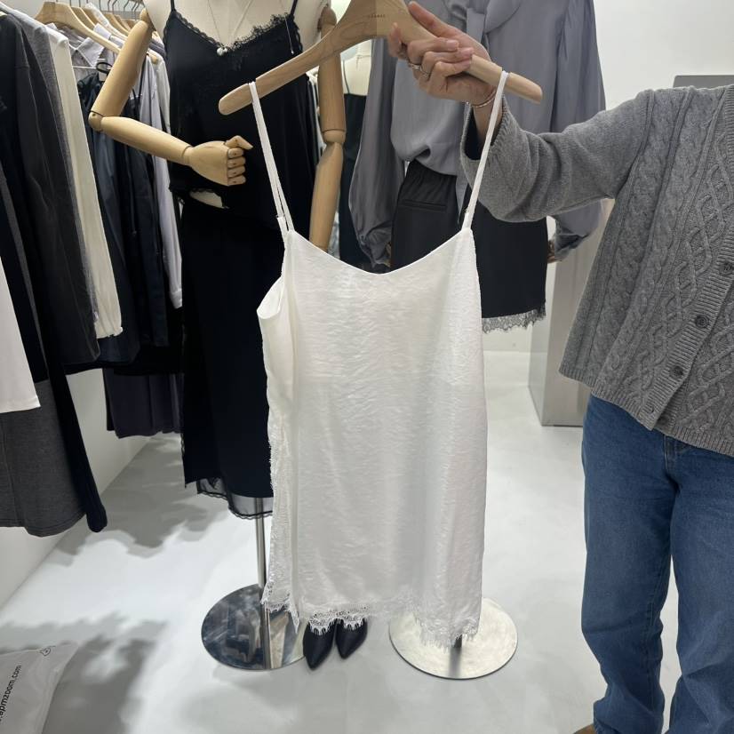 AHOY韓國直郵女裝新品推薦26春夏真品職業休閑時尚連衣裙AHOY連衣裙