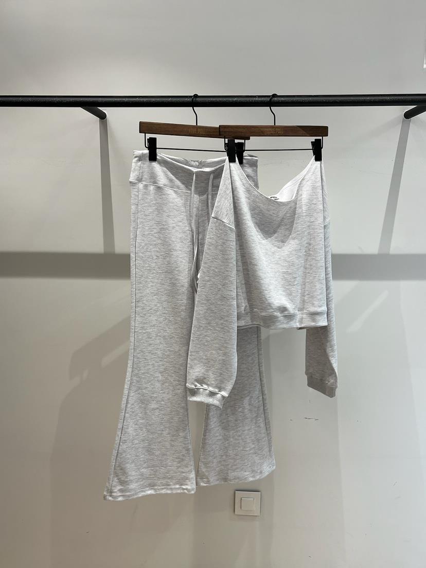 LOVE PULL東大門直郵女裝新款職業時尚熱賣26春夏套裝柔軟LOVE PULL套裝