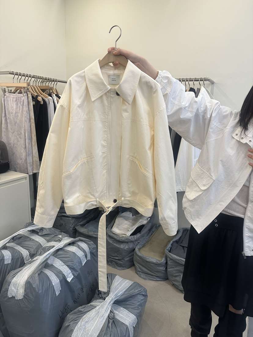 MONDAYMORING東大門代購女士新品真品熱賣職業夾克含腰帶MONDAYMORING夾克