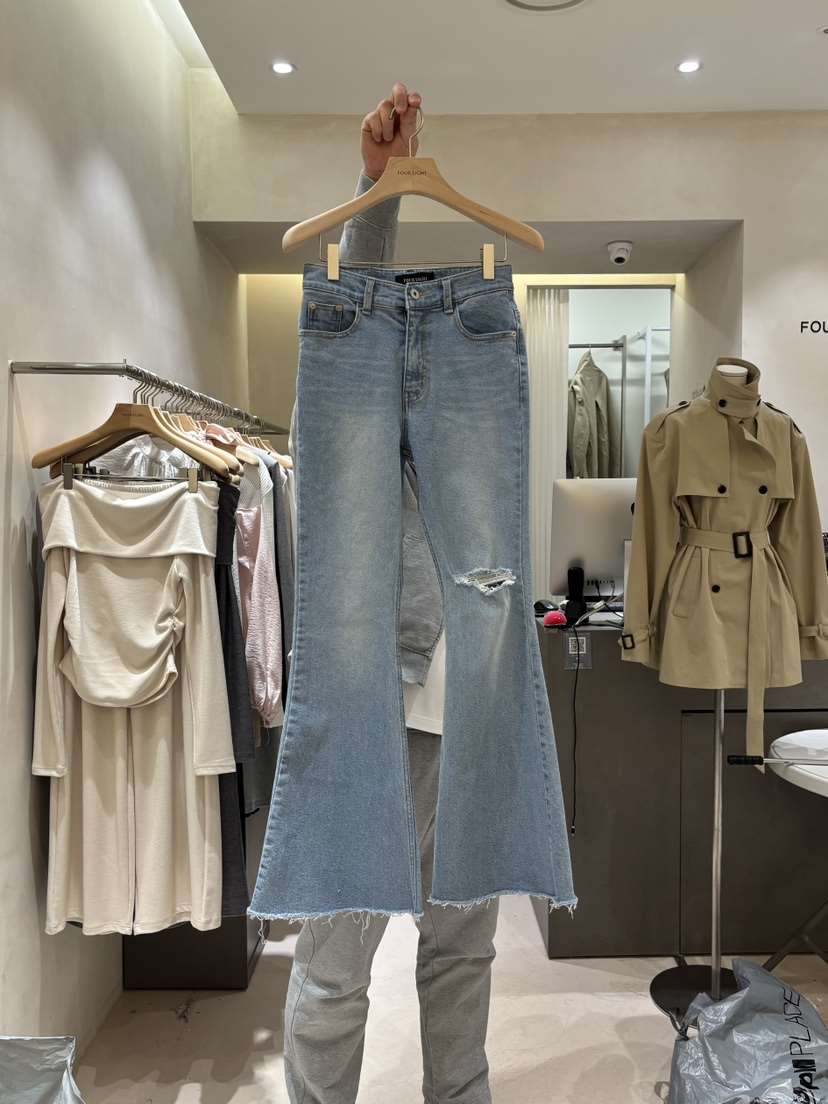 FOUREIGHT東大門代購女裝新款熱賣時尚推薦職業牛仔褲喇叭FOUR EIGHT牛仔褲