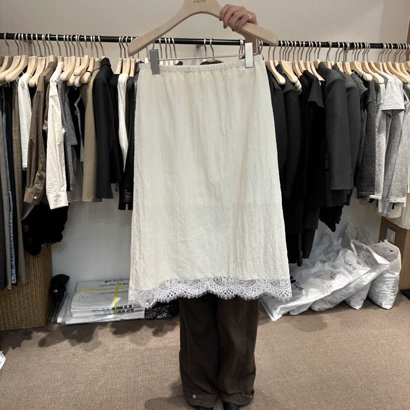 LE BUTTER韓國代購女裝新品時尚熱賣26春夏半身裙中短裙蕾絲LE BUTTER半身裙/中短裙