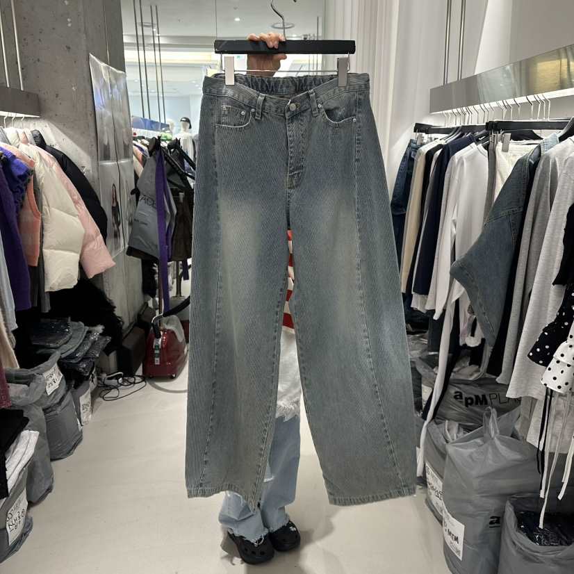 ARTE STUDIO/ATTENTION EDITORIAL韓國代購女裝新品真品牛仔褲ARTE STUDIO/ATTENTION EDITORIAL牛仔褲