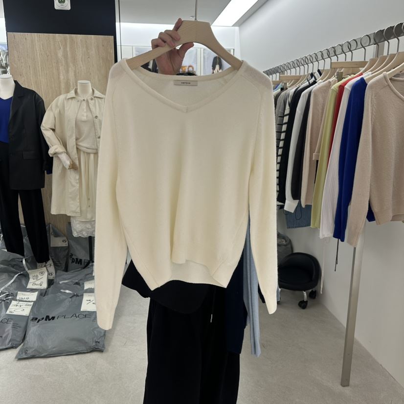 WRITTEN BY東大門實拍女裝新品真品針織衫美利奴羊毛V領WRITTEN BY針織衫