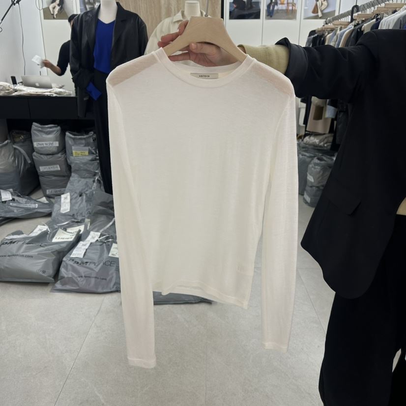 WRITTEN BY韓國直郵女裝新款時尚熱賣職業推薦長袖T恤羊絨WRITTEN BY長袖T恤