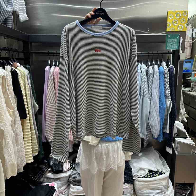 RUNWAY-런웨이韓國代購女裝新品時尚人氣休閑熱賣長袖T恤RUNWAY長袖T恤