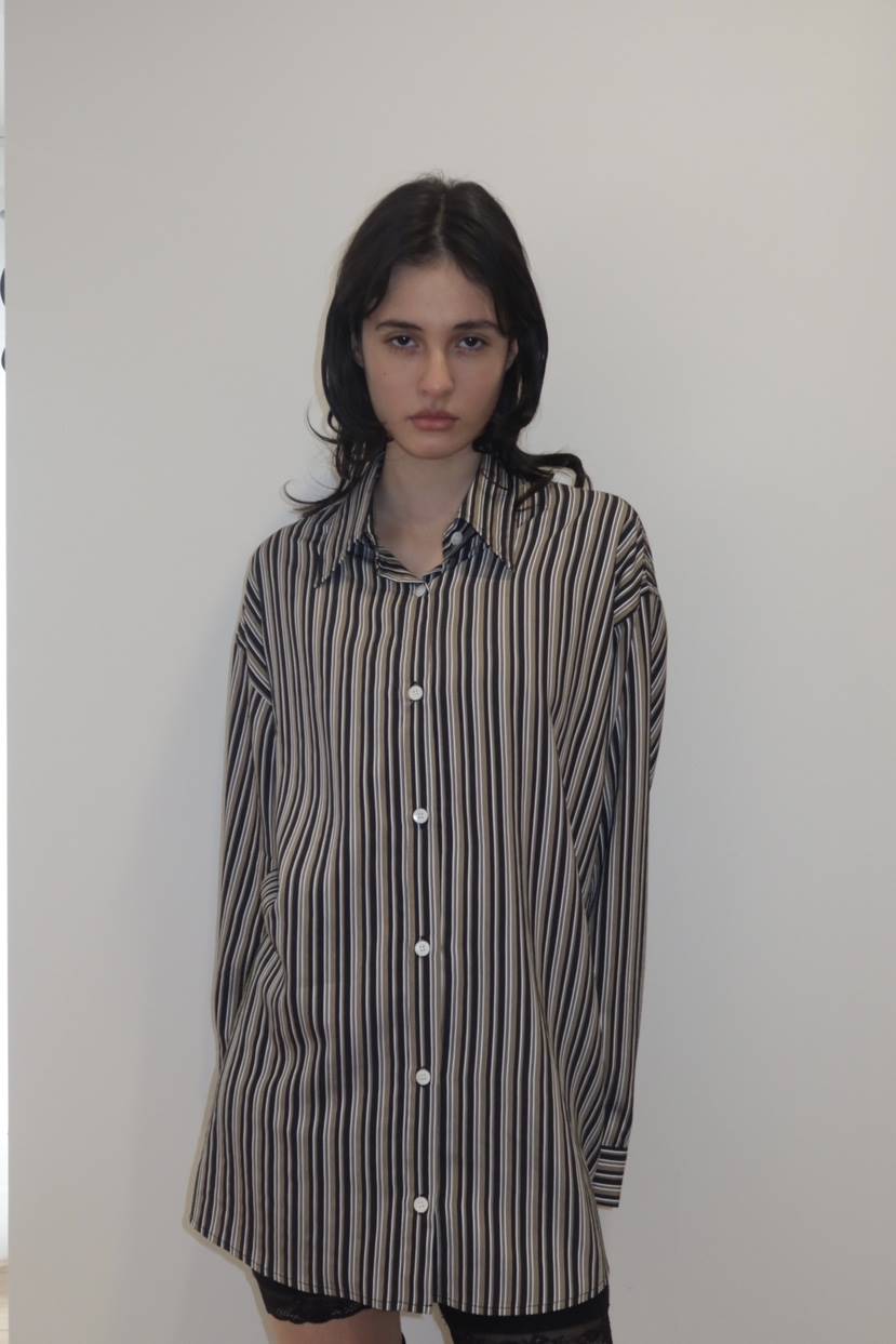 FIFO/UNANSWERED-MYSTERY東大門代購女士新品職業襯衫蕾絲衫FIFO/UNANSWERED-MYSTERY襯衫/蕾絲衫