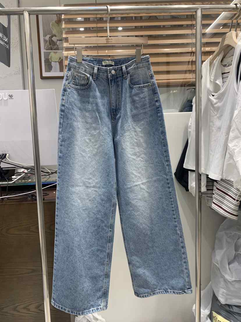 DE GO YOU東大門實拍女士新品人氣真品休閑牛仔褲修身喇叭DE GO YOU牛仔褲