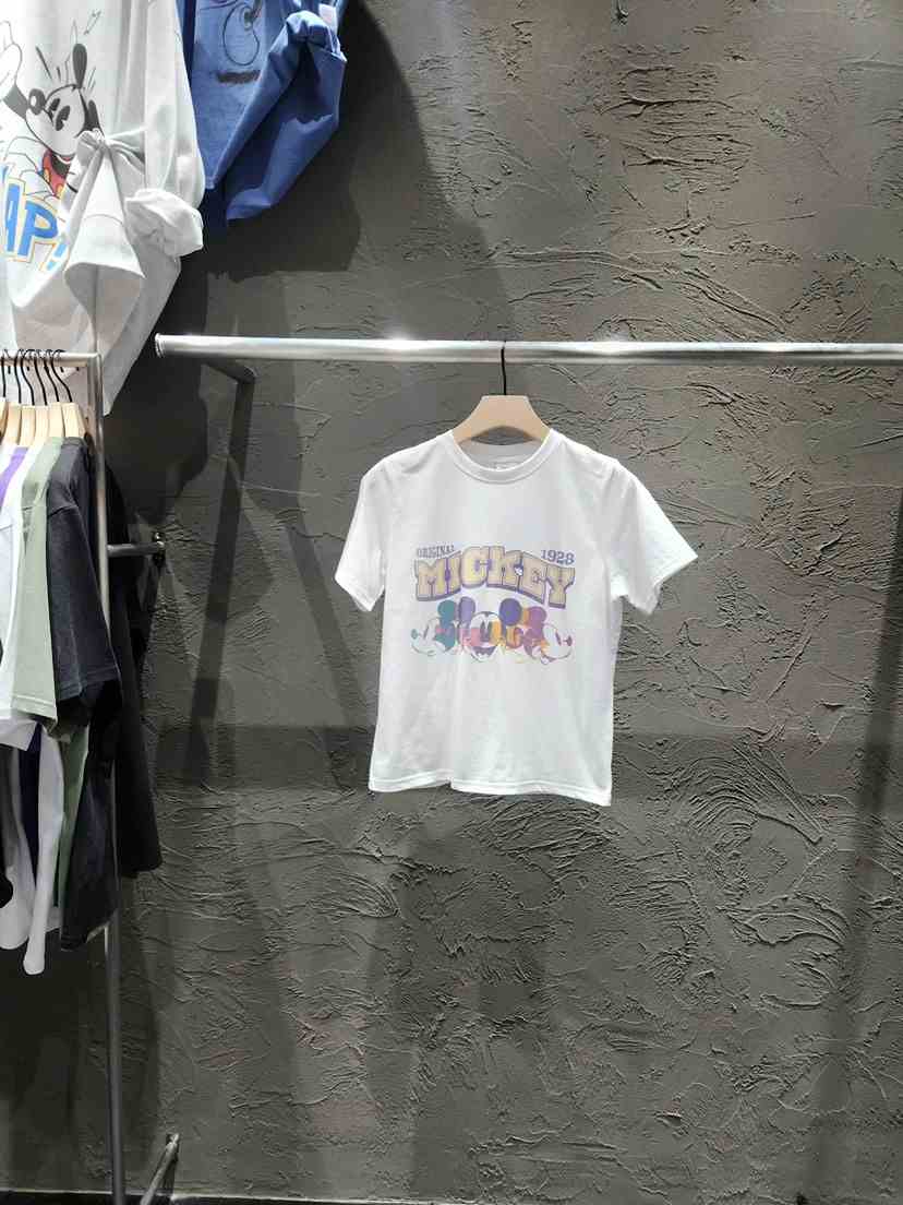 BLACK RIBBON-A東大門實拍女士新款推薦休閑職業時尚T恤BLACK RIBBON-AT恤