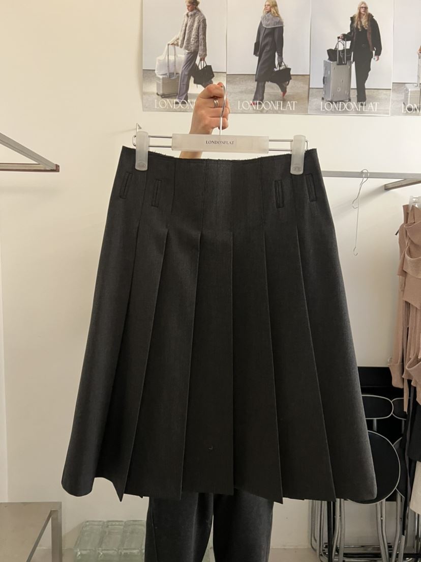 LONDON FLAT東大門直郵女裝新品26春夏半身裙中短裙褶皺LONDON FLAT半身裙/中短裙