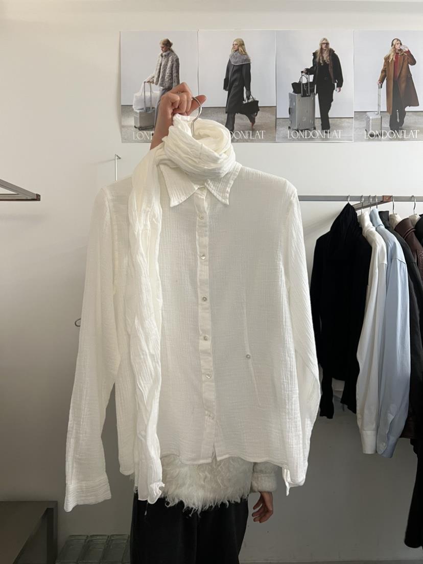 LONDON FLAT東大門實拍女士新款推薦真品襯衫蕾絲衫含圍巾LONDON FLAT襯衫/蕾絲衫