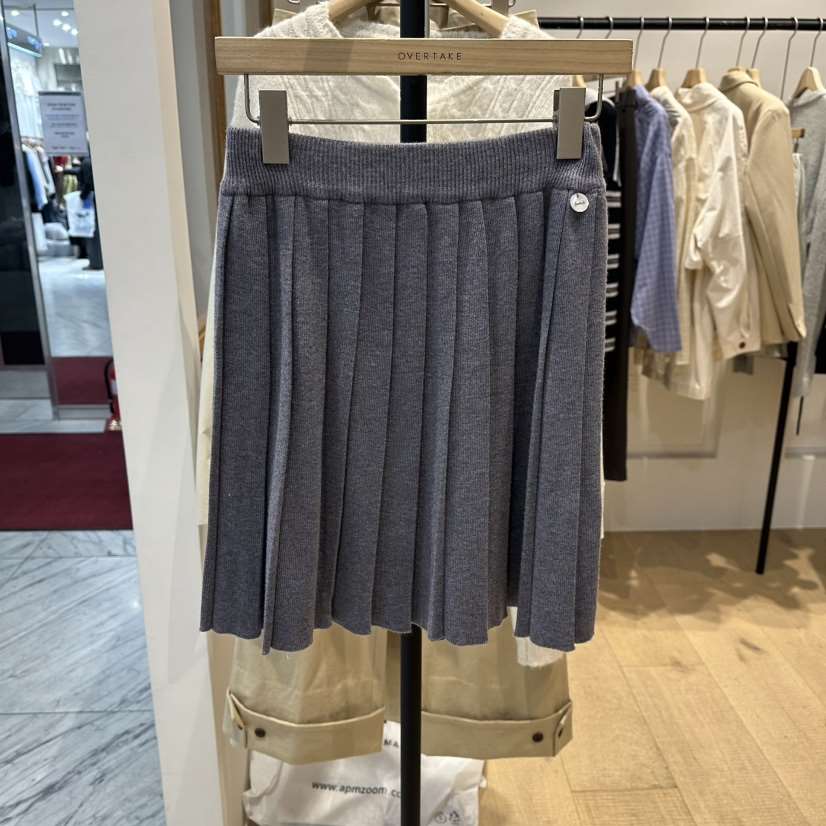 OVERTAKE韓國直郵女裝新品真品時尚26春夏人氣推薦短裙褶裥OVERTAKE短裙