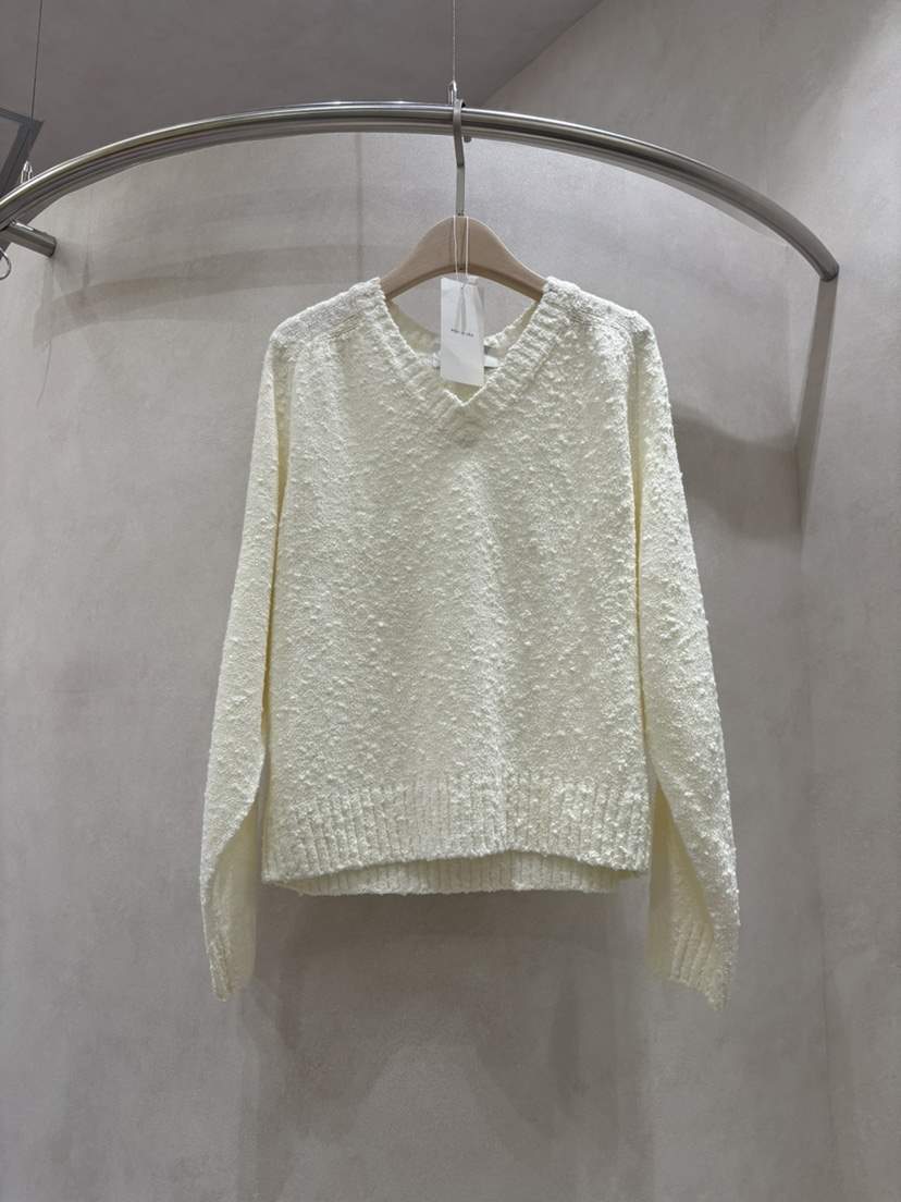 WHO IS SHE東大門直郵女裝新品推薦休閑時尚職業針織衫WHO IS SHE針織衫