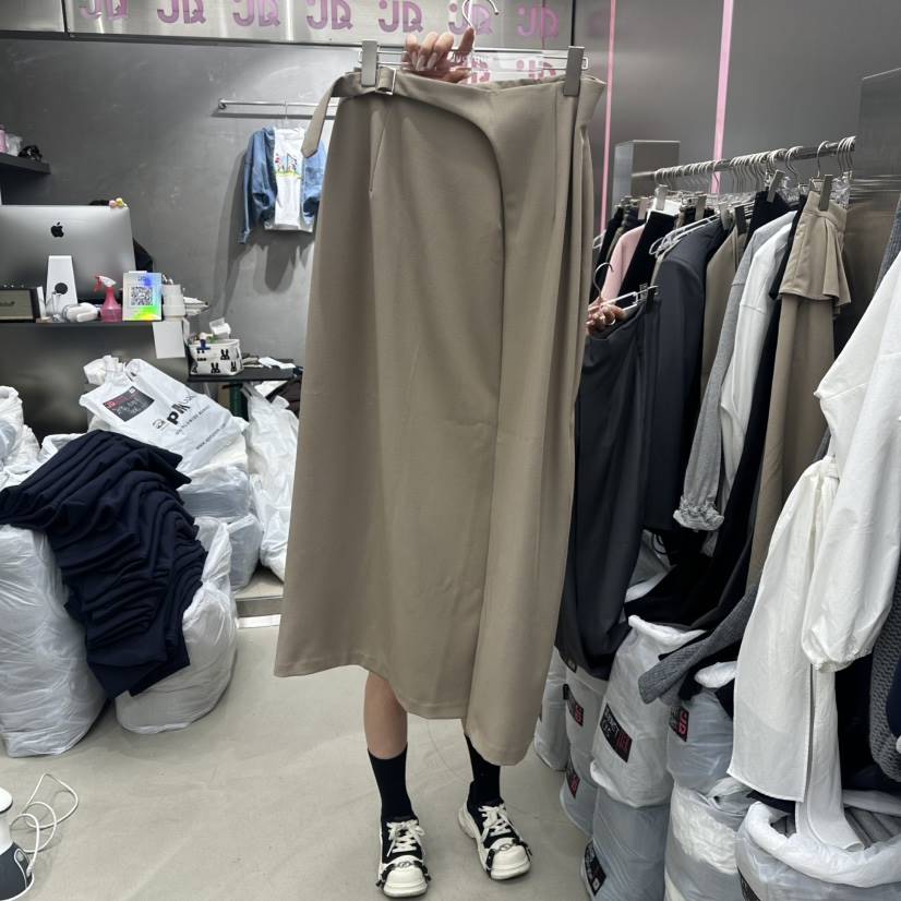 JUDYQUE東大門代購女裝新品熱賣26春夏人氣真品時尚推薦長裙JUDYQUE長裙