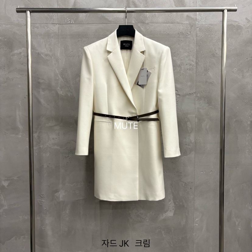 MUTE-P東大門直郵女裝新款熱賣26春夏推薦長款風衣含腰帶MUTE長款風衣