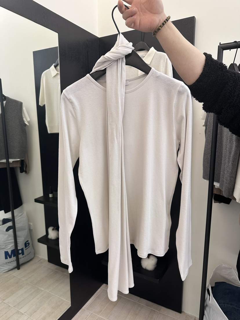 MOANI韓國代購女士新款26春夏推薦時尚真品長袖T恤含圍巾MOANI長袖T恤