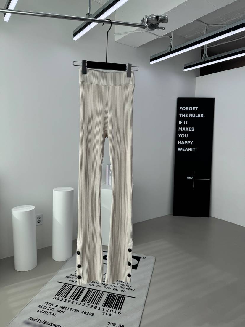 RED-A韓國直郵女裝新款人氣真品熱賣休閑打底褲鯊魚褲紐扣RED-A打底褲/鯊魚褲