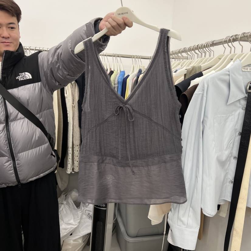 BREATHE東大門直郵女裝新款熱賣人氣推薦休閑吊帶背心花朵BREATHE吊帶/背心