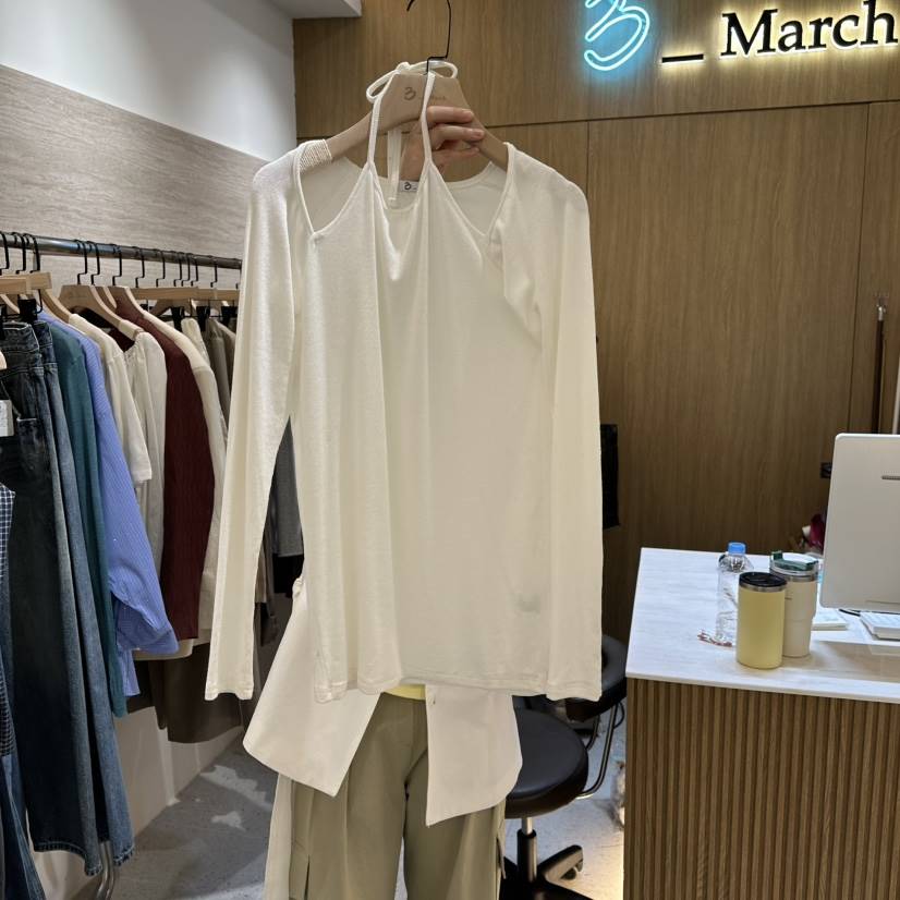 BISHOP/APOINT/3MARCH東大門實拍女士新品人氣長袖T恤不含包BISHOP/APOINT/3MARCH長袖T恤