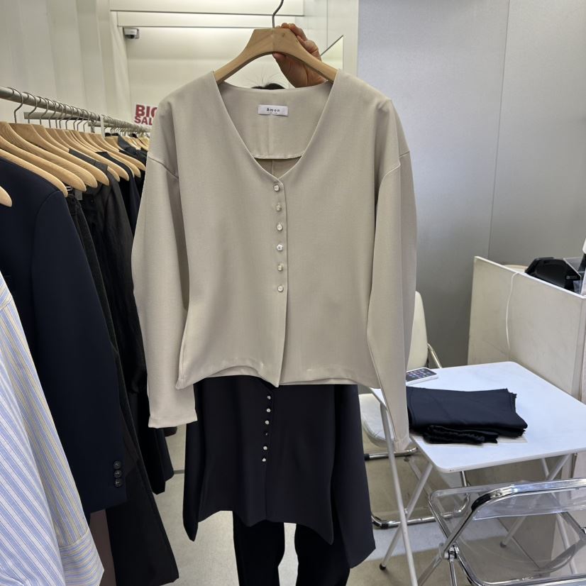 AMON東大門直郵女士新款休閑熱賣職業襯衫蕾絲衫泡泡袖開衫AMON襯衫/蕾絲衫