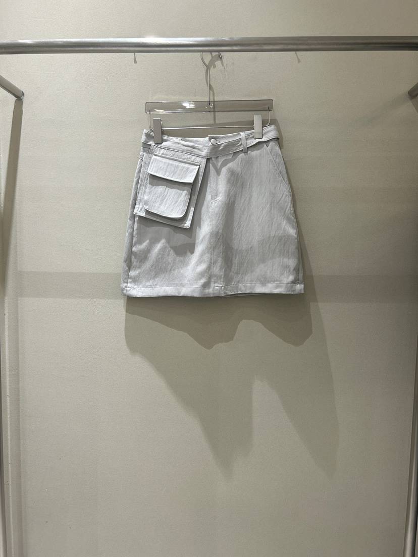 LATTE-P東大門實拍女裝新款熱賣推薦真品職業短裙口袋腰帶LATTE-P短裙