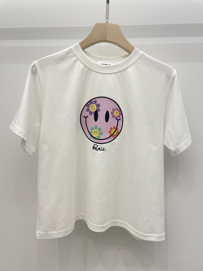 NYLON韓國代購女士新款26春夏人氣熱賣推薦職業真品時尚T恤NYLONT恤