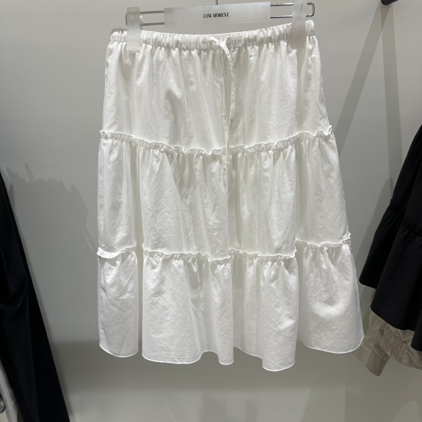 LOW MOMENT韓國代購女裝新款時尚熱賣26春夏半身裙中短裙LOW MOMENT半身裙/中短裙