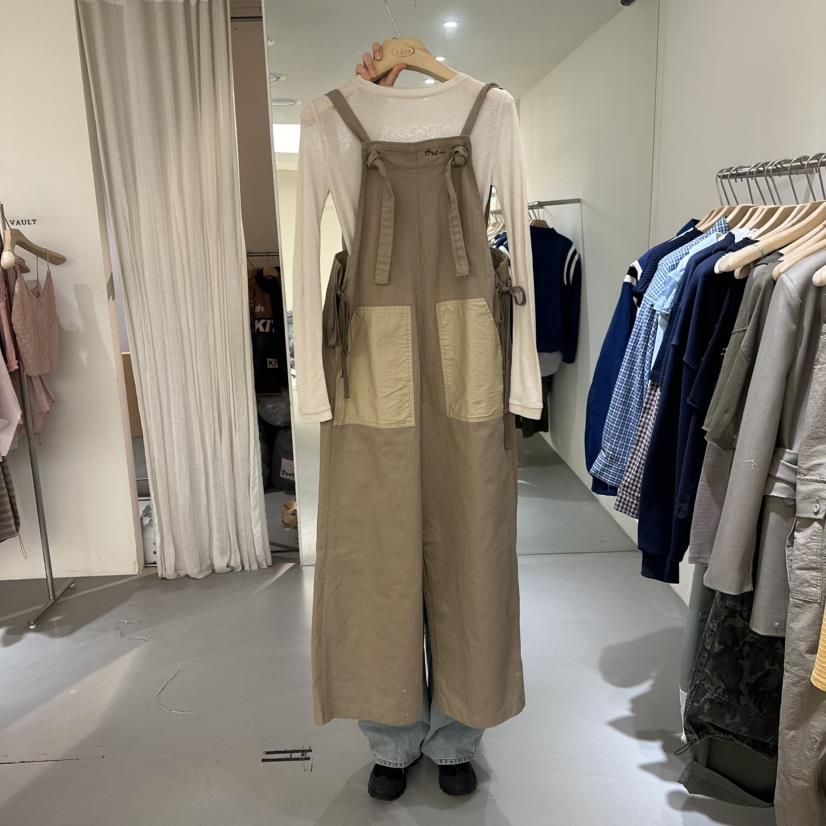 VAULT韓國直郵女士新品真品時尚推薦背帶褲不含內搭人字紋VAULT背帶褲