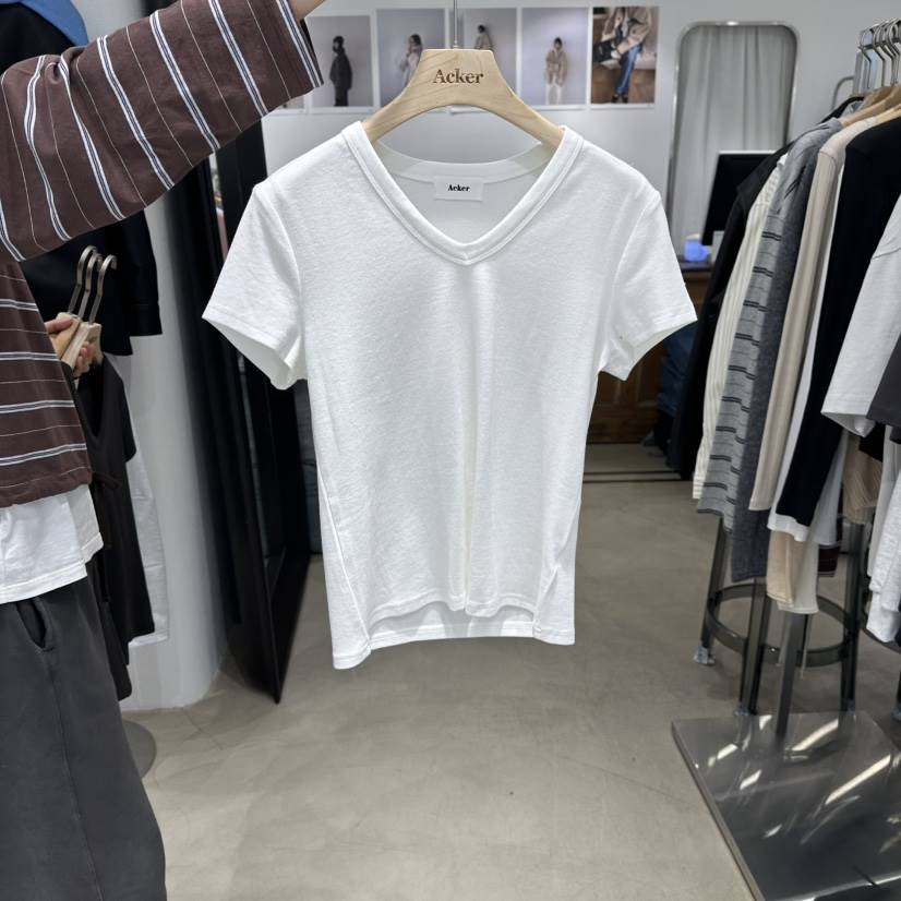 ACKER東大門直郵女裝新品時尚26春夏真品人氣推薦休閑T恤V領ACKERT恤