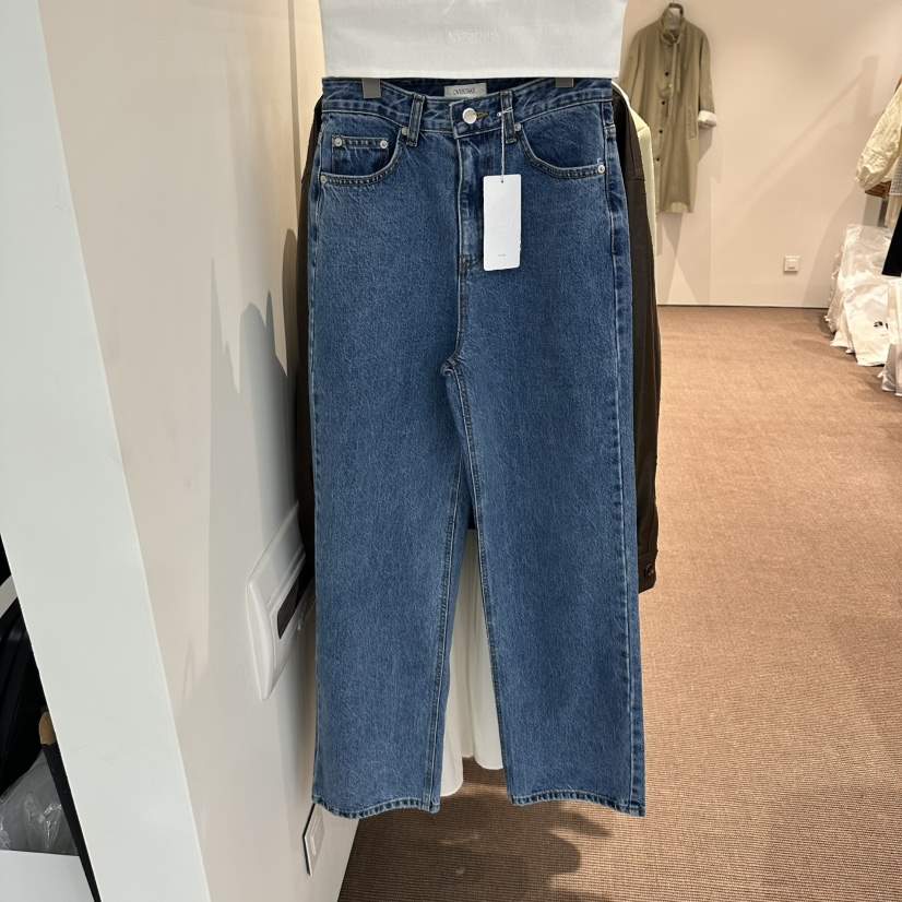 OVERTAKE東大門實拍女士新款職業真品推薦時尚熱賣牛仔褲OVERTAKE牛仔褲