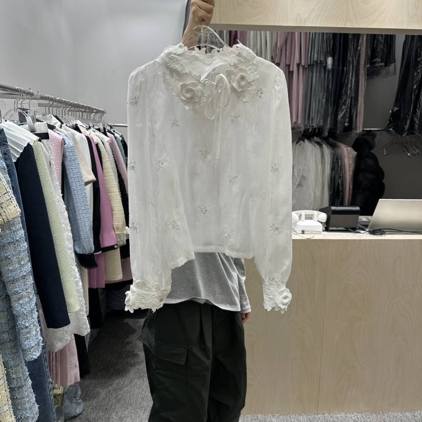 NAPKIN韓國直郵女士新款熱賣26春夏時尚襯衫蕾絲衫刺繡蕾絲NAPKIN襯衫/蕾絲衫