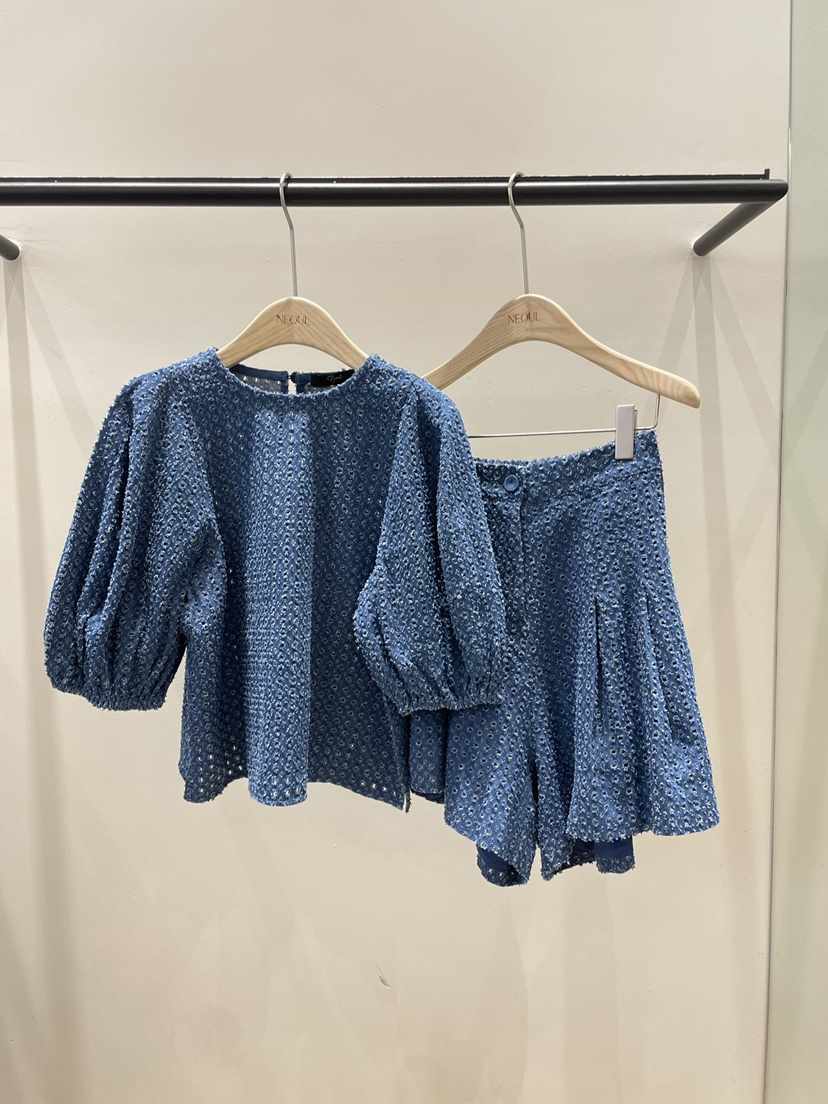 NEOUL東大門實拍女裝新品職業熱賣真品推薦時尚休閑人氣套裝NEOUL/ahin雙領標簽套裝