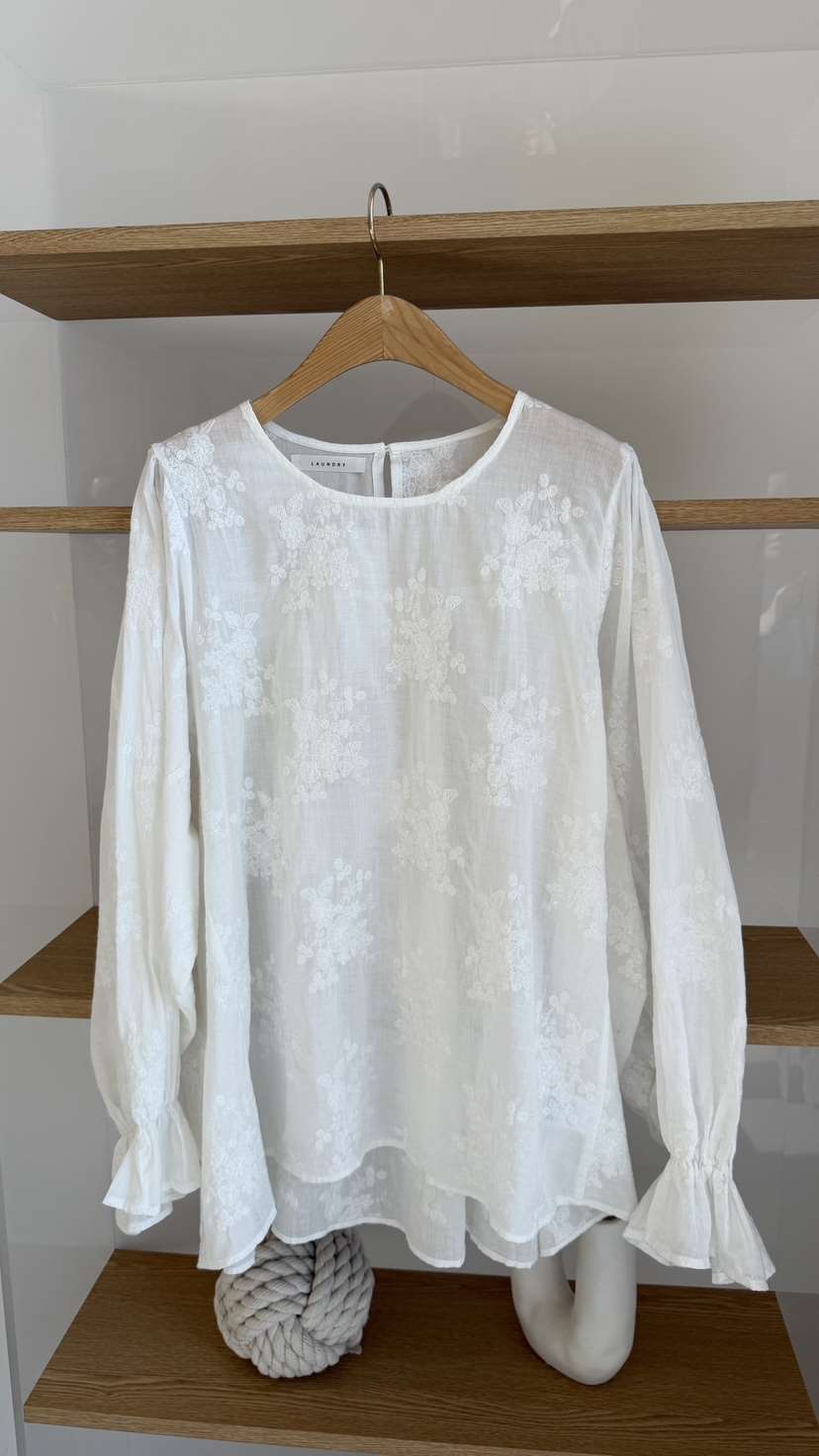 LAUNDRY東大門代購女士新款26春夏襯衫蕾絲衫泡泡袖刺繡亞麻LAUNDRY襯衫/蕾絲衫