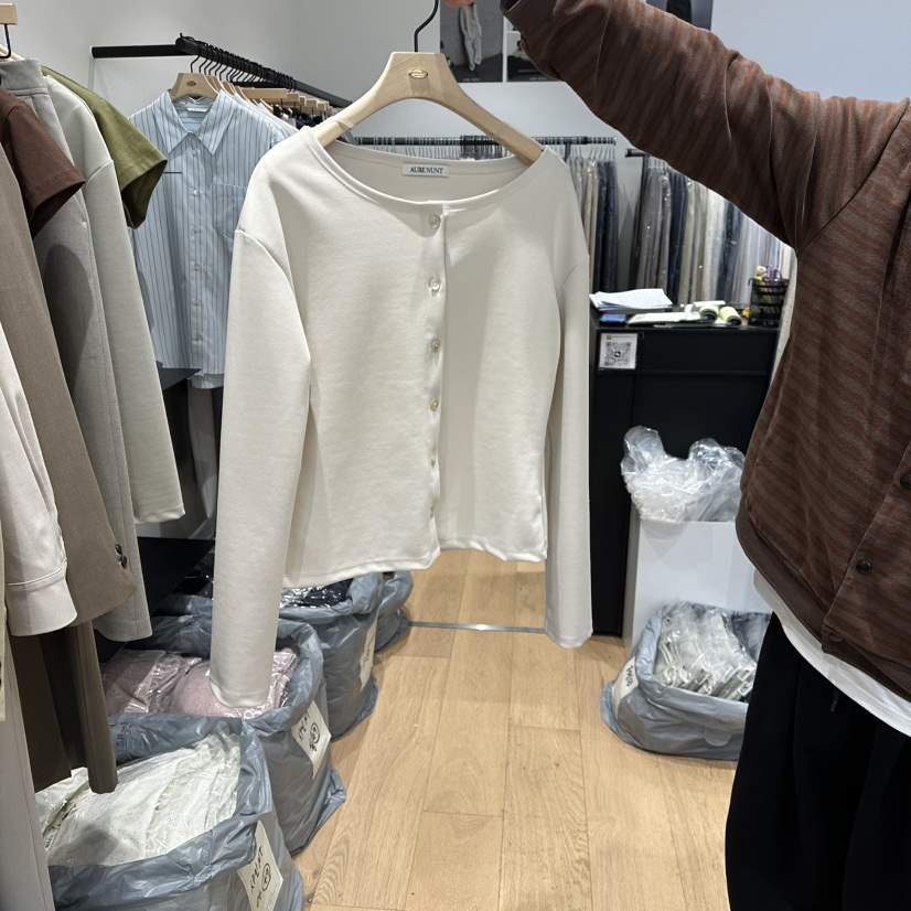 aube nunt東大門直郵女裝新款推薦熱賣真品休閑時尚長袖T恤aube nunt長袖T恤