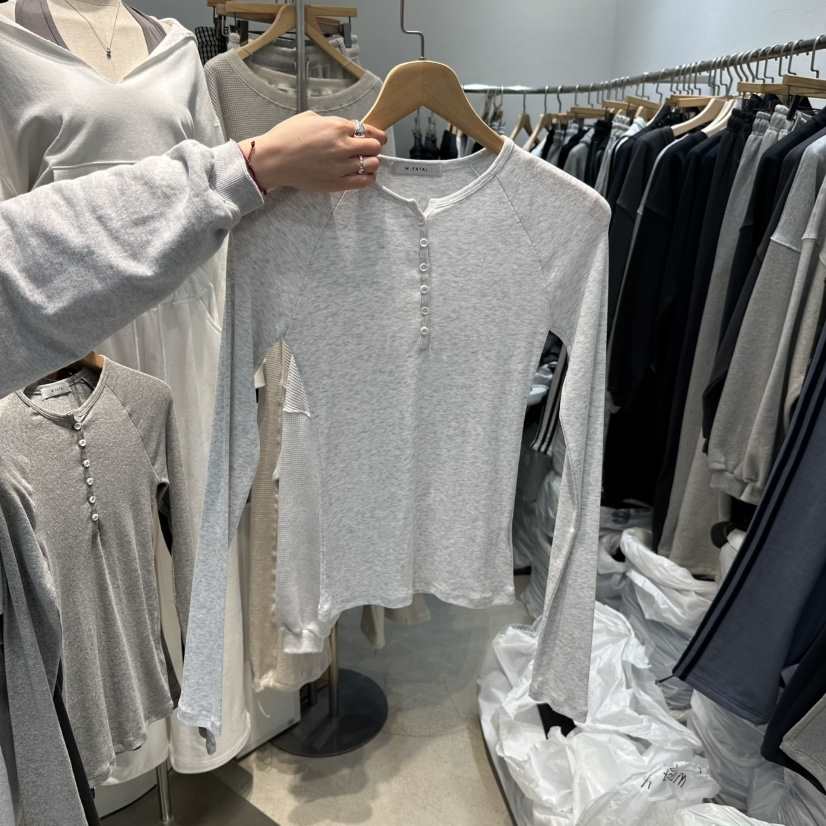 W.FATAL東大門直郵女士新款26春夏休閑人氣熱賣職業長袖T恤W.FATAL長袖T恤