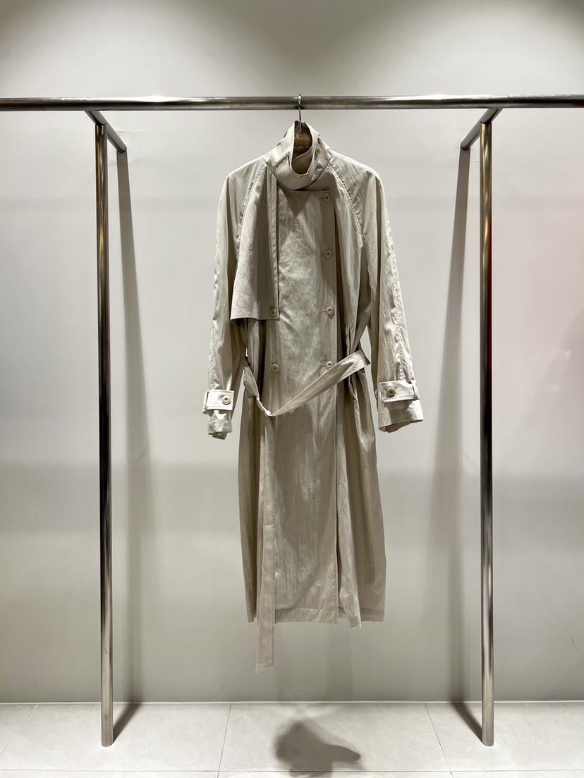 CESTLAVIE東大門實拍女裝新款熱賣時尚長款風衣含腰帶雙層CESTLAVIE長款風衣