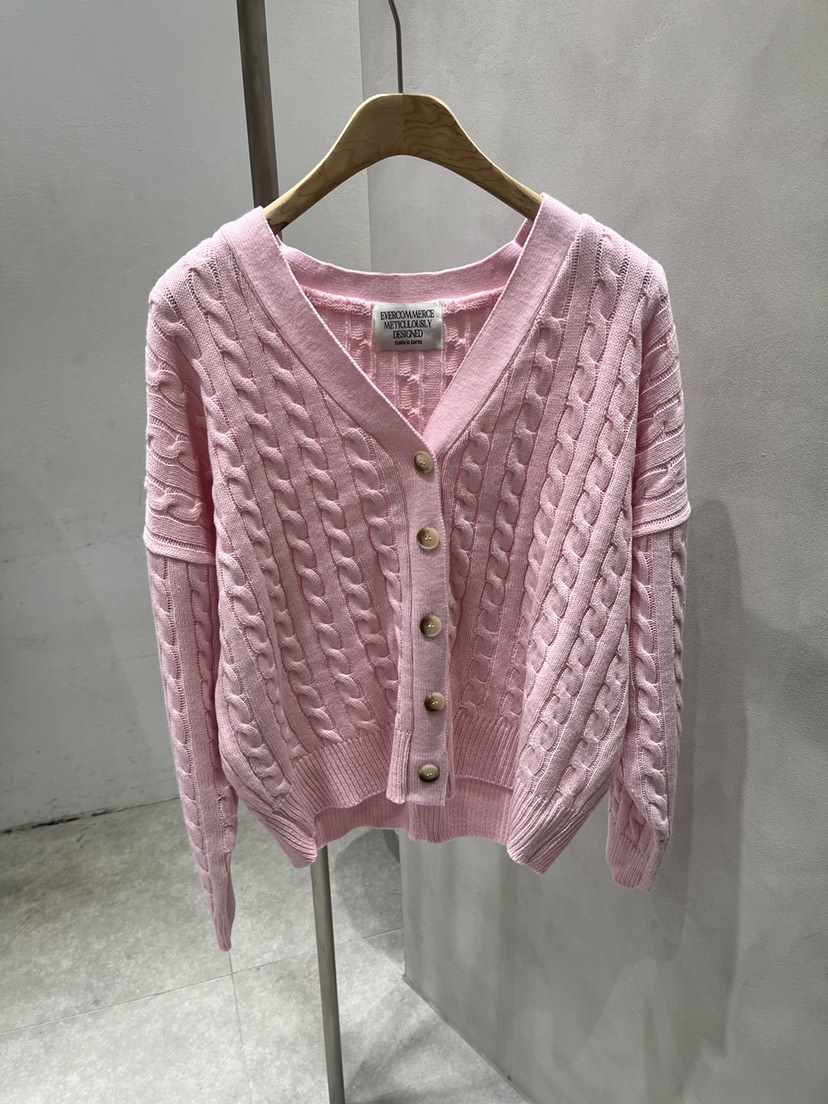 EVERCOMMERCE METICULOUSLY DESIGNED韓國代購女士新款時尚針織衫EVERCOMMERCE METICULOUSLY DESIGNED針織衫