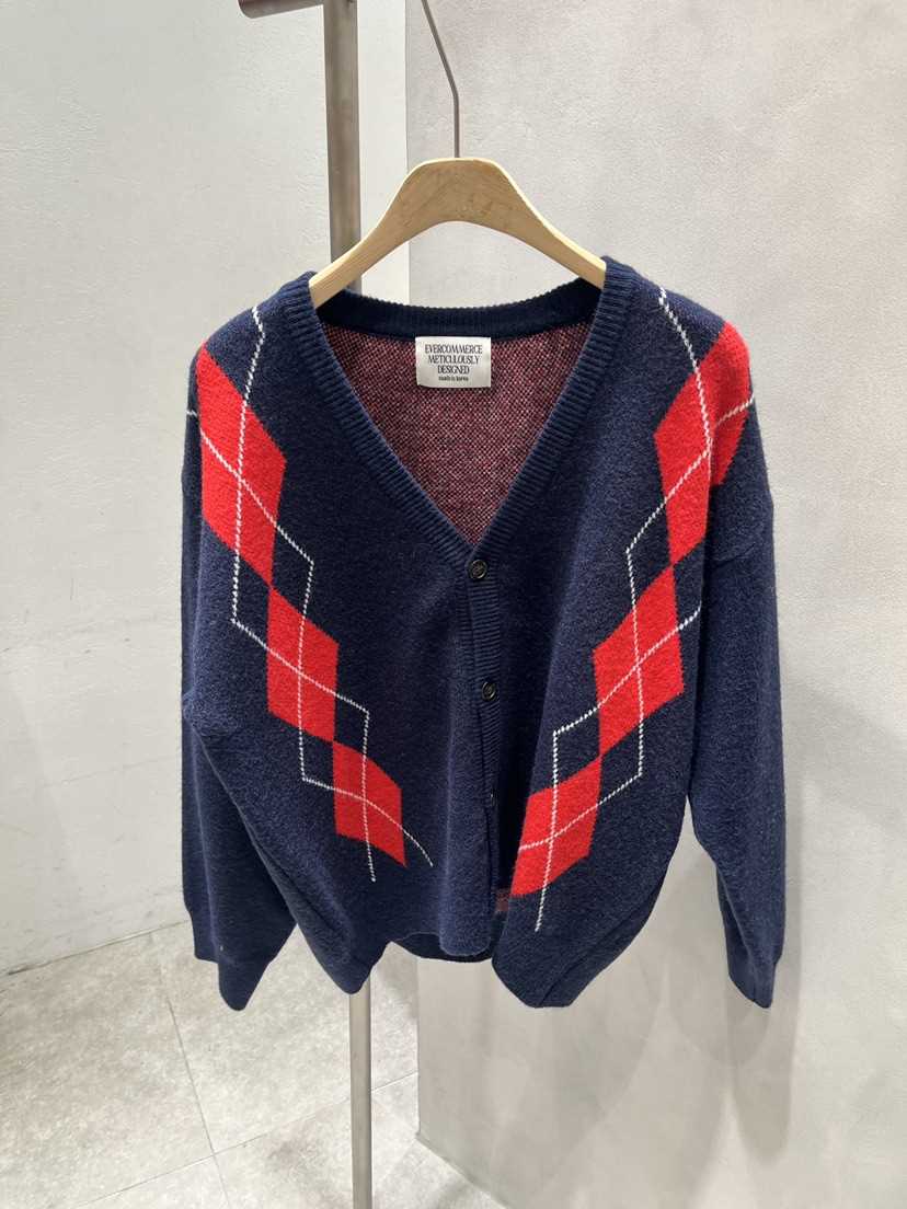 EVERCOMMERCE METICULOUSLY DESIGNED東大門代購女士新品真品針織衫EVERCOMMERCE METICULOUSLY DESIGNED針織衫