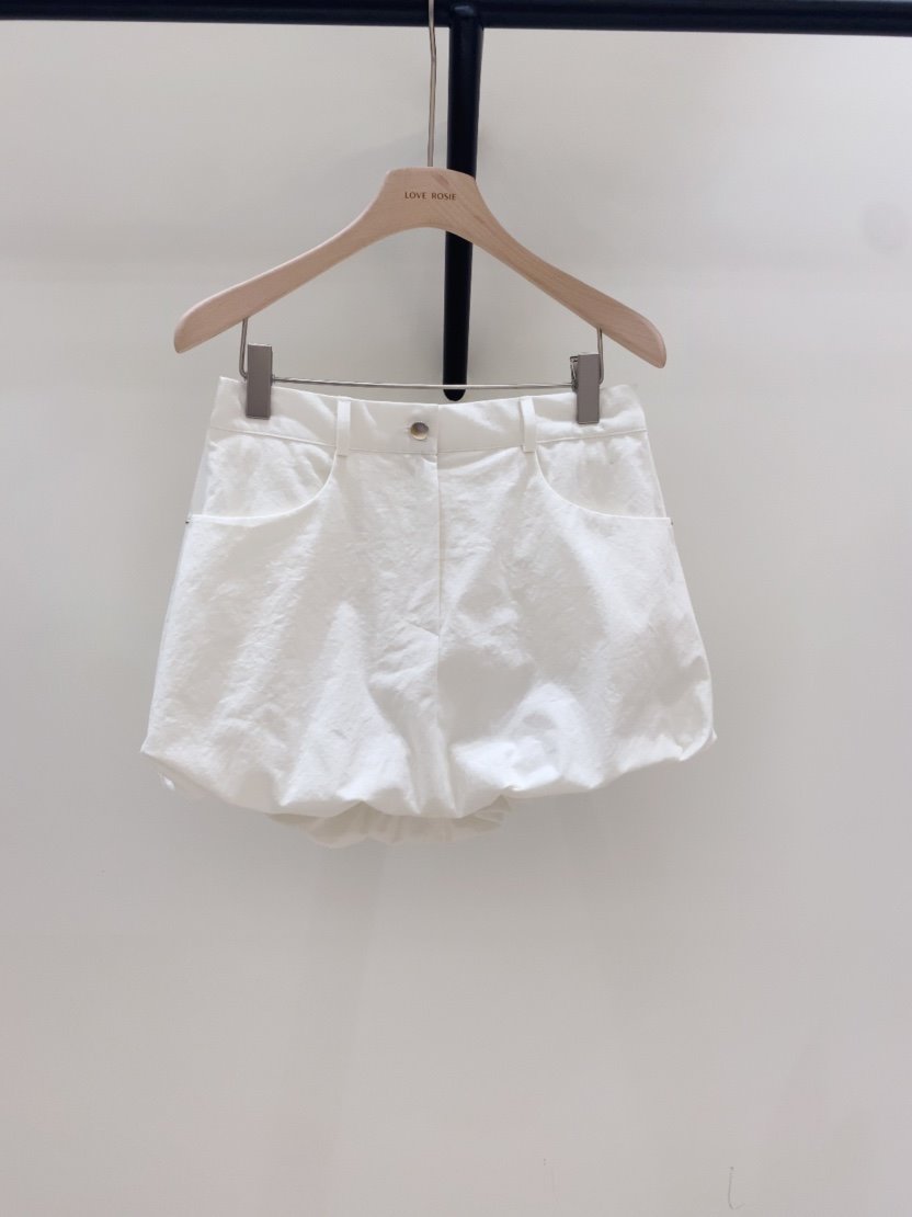 LOVE ROSIE韓國代購女裝新款26春夏時尚真品熱賣推薦短裙LOVE ROSIE短裙