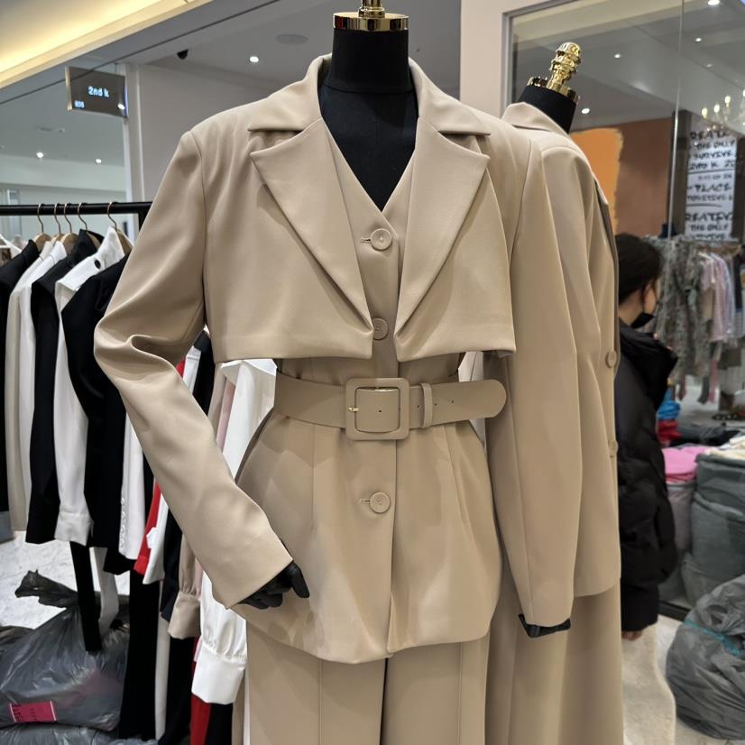 HERISH-HAUTE韓國直郵女士新款休閑職業人氣推薦套裝含腰帶HERISH-HAUTE套裝