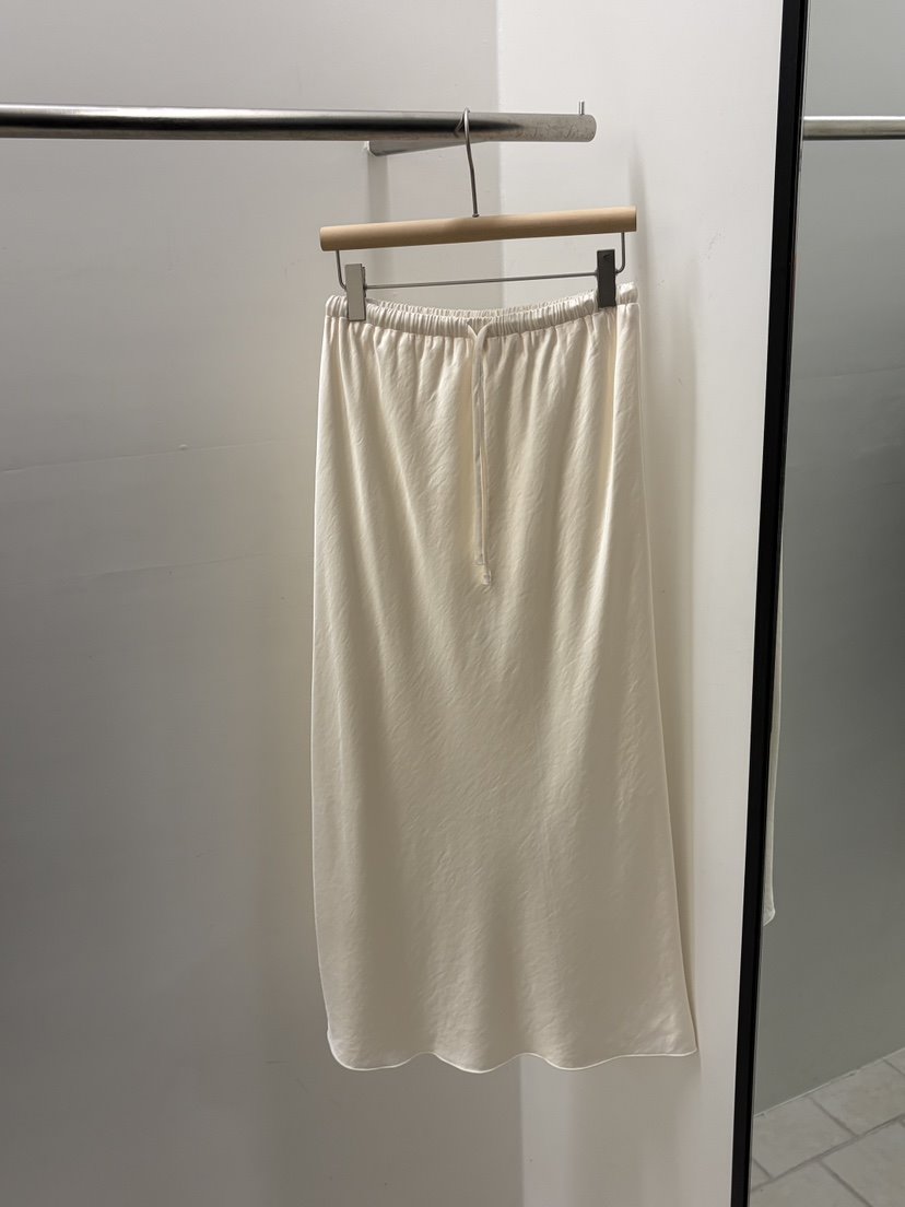 REGULARLY/PLACOR東大門直郵女士新品職業時尚熱賣長裙緞面REGULARLY/PLACOR長裙